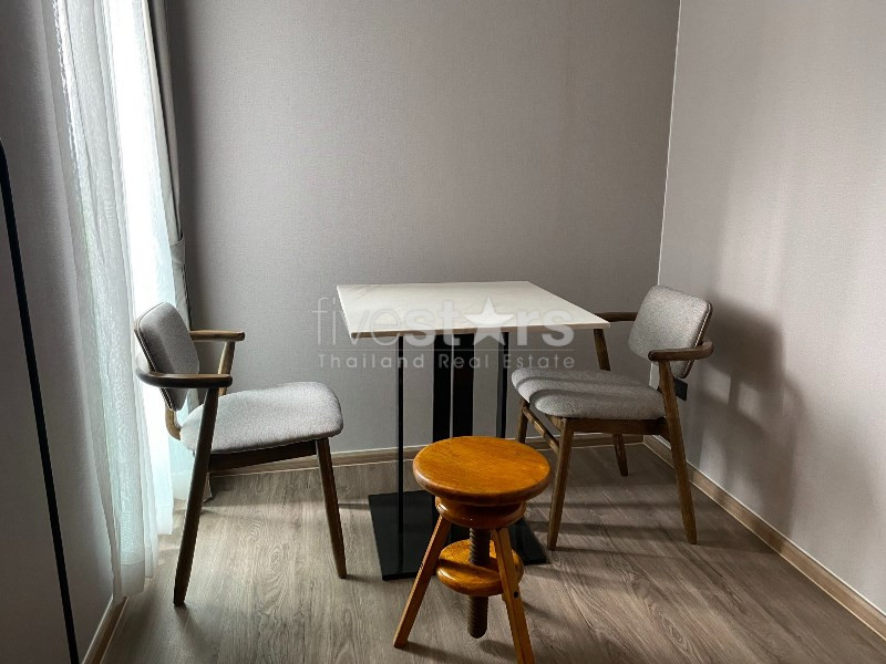 1 bedroom condo for rent in Phrompong, photo 4