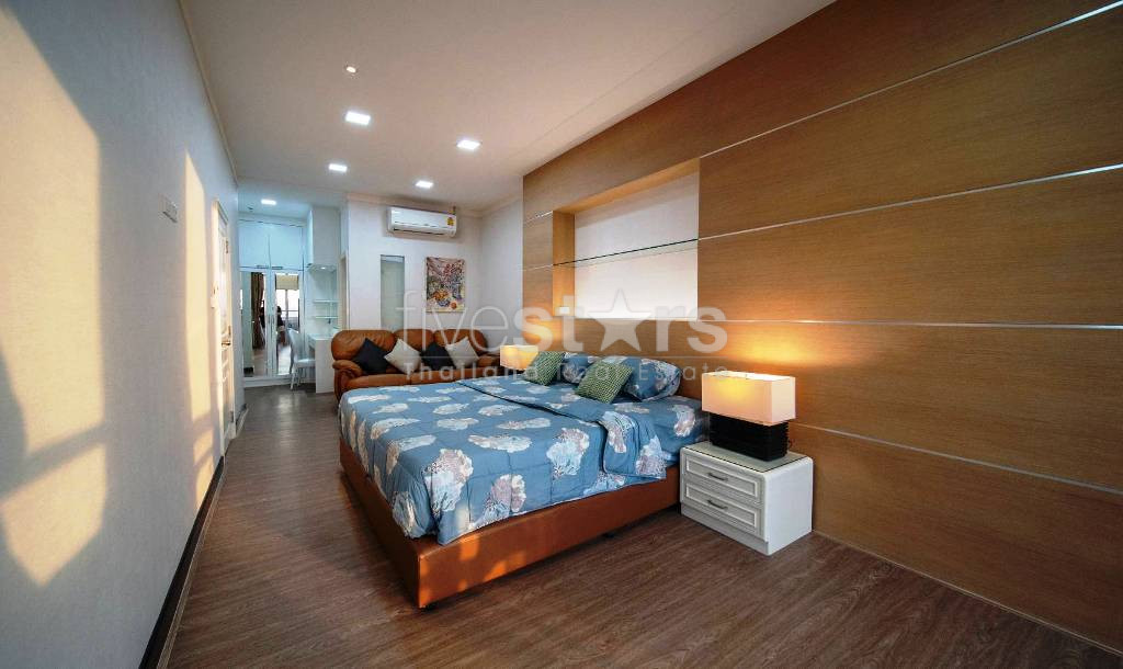Newly renovated 3 bedrooms condo for rent in Sukhumvit near BTS Phromphong and Thonglor, photo 10
