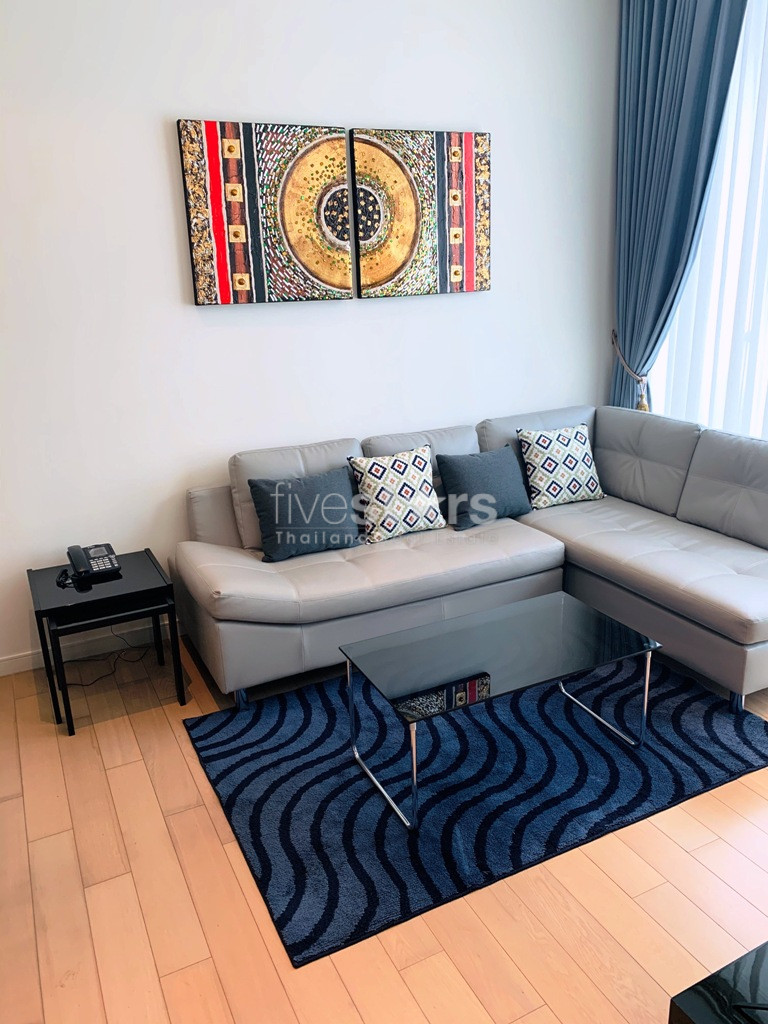 Modern 1 bedroom condo for rent near BTS Thonglor