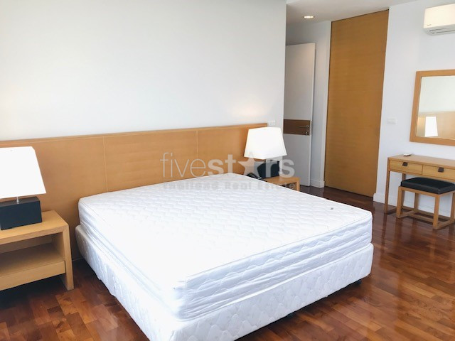 3 bedroom apartment for rent on Phromphong, photo 3