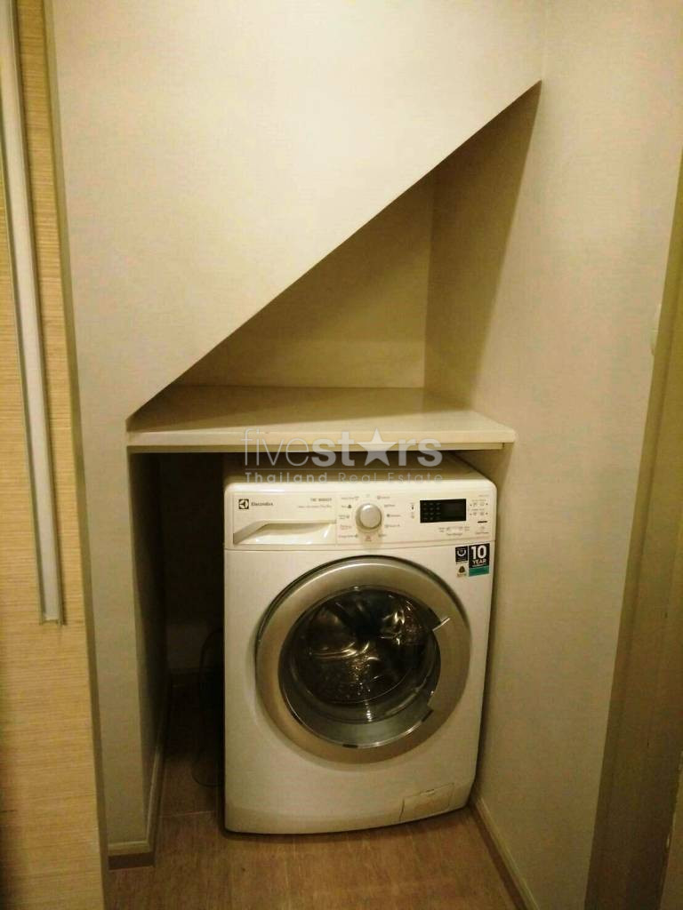 Duplex 1 bedroom condo for rent in Sukhumvit near BTS Thonglor and Phromphong, photo 6