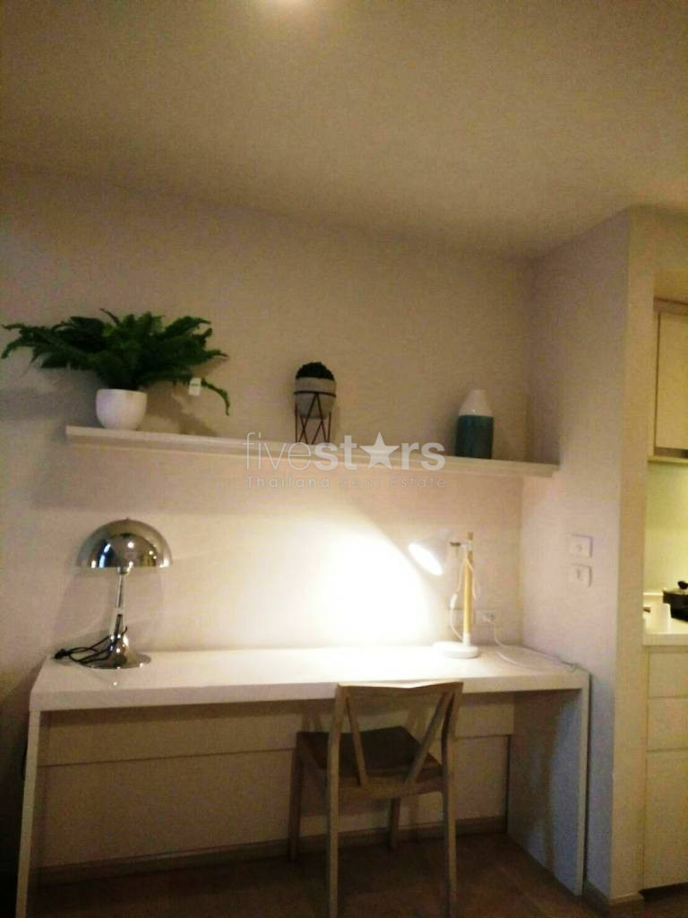 Duplex 1 bedroom condo for rent in Sukhumvit near BTS Thonglor and Phromphong, photo 7