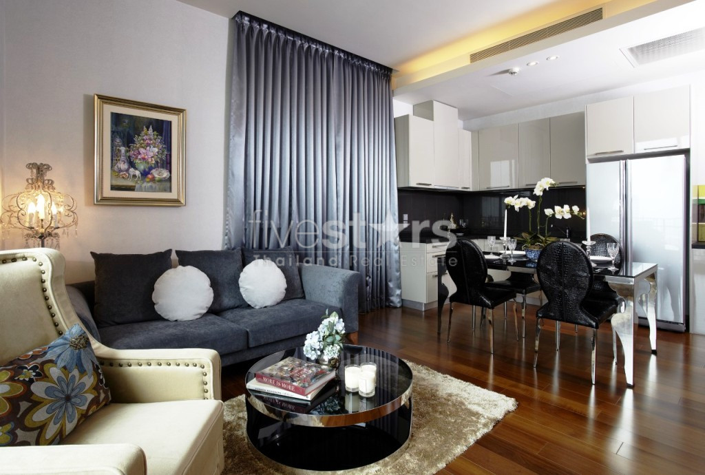 Modern 2 bedrooms condo for rent in Sukhumvit near BTS Thonglor