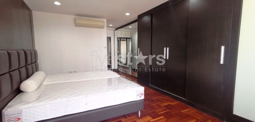 Appartement 3 chambres à louer quartier Phrompong, photo 12
