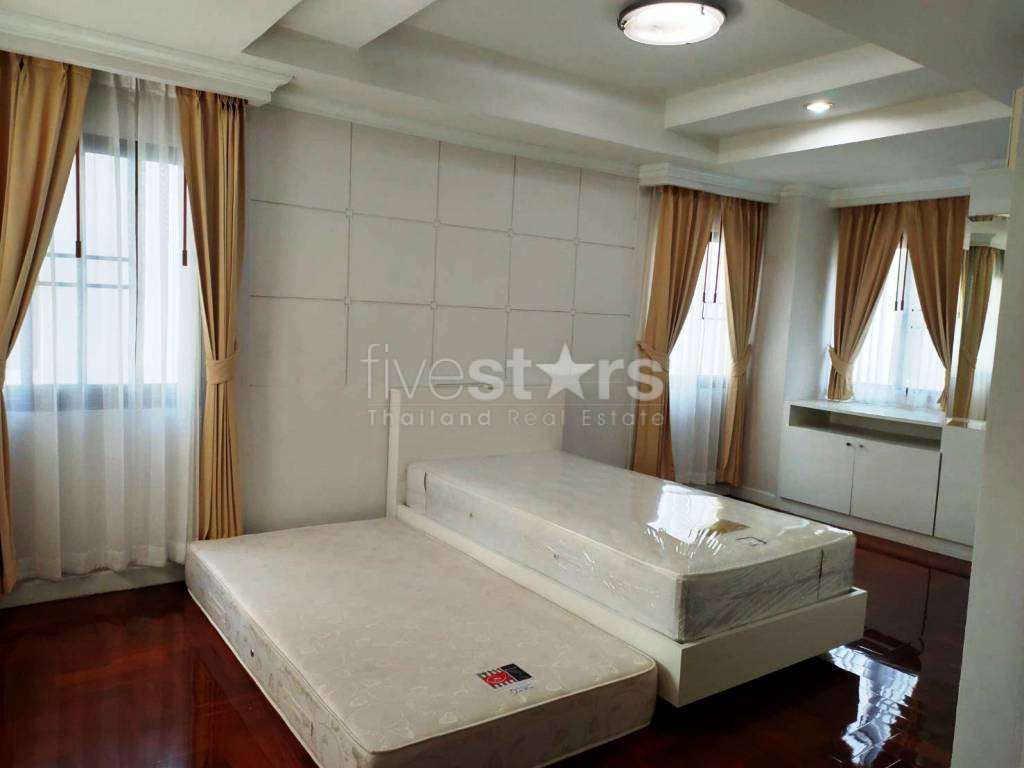 Large 3 bedrooms pet friendly apartment for rent in Sukhumvit near BTS Phromphong, photo 13