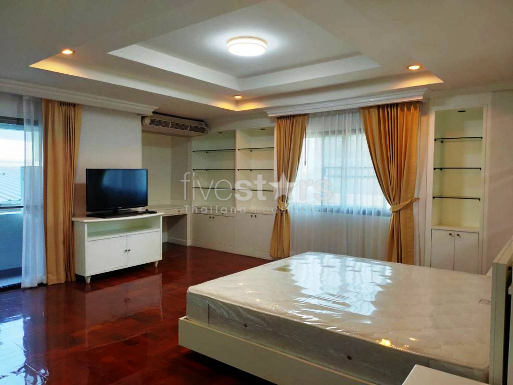 Large 3 bedrooms pet friendly apartment for rent in Sukhumvit near BTS Phromphong, photo 8