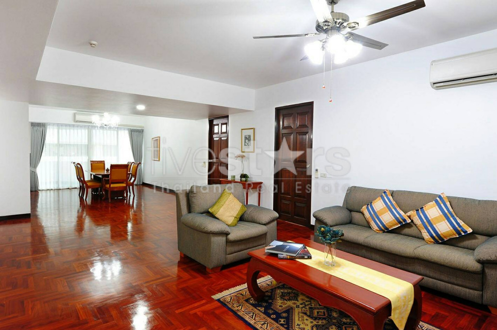 Appartement de 3 chambres acceptant les animaux à louer sur Phrom Phong, photo 2