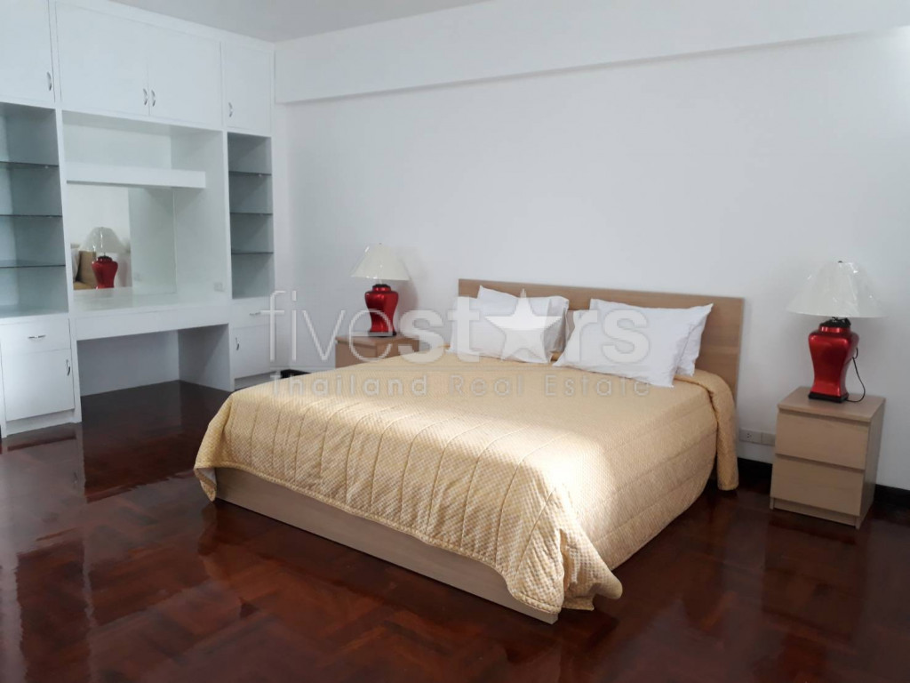 Appartement de 3 chambres acceptant les animaux à louer sur Phrom Phong, photo 6