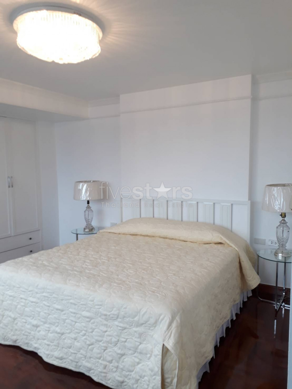 Appartement spacieux de 4 chambres à louer près du BTS Phromphong, photo 11