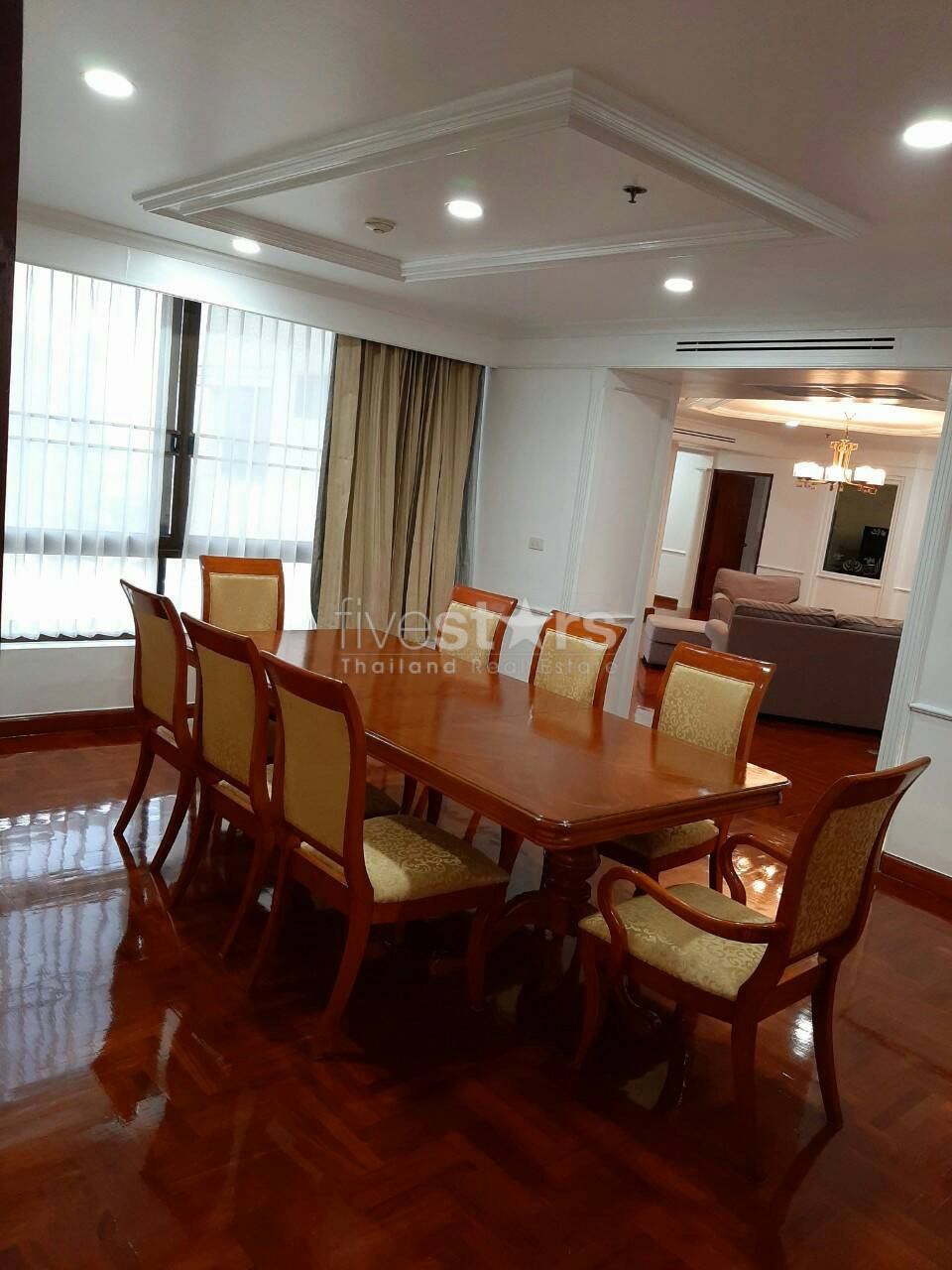 Appartement spacieux de 4 chambres à louer près du BTS Phromphong, photo 5