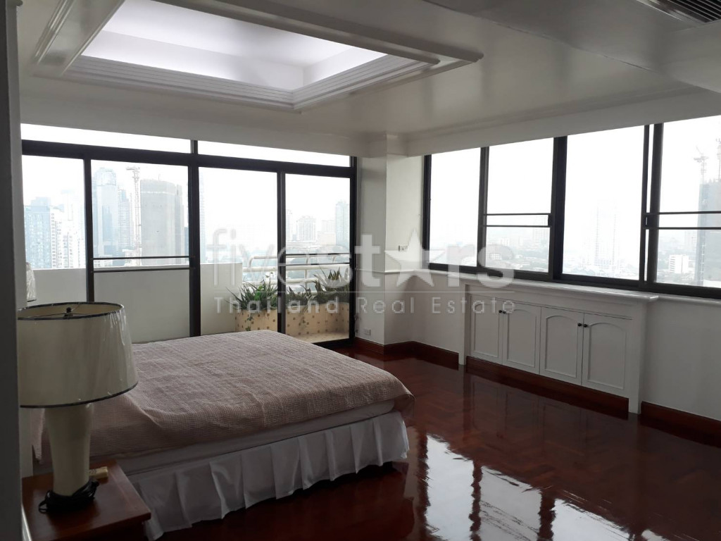 Appartement spacieux de 4 chambres à louer près du BTS Phromphong, photo 12