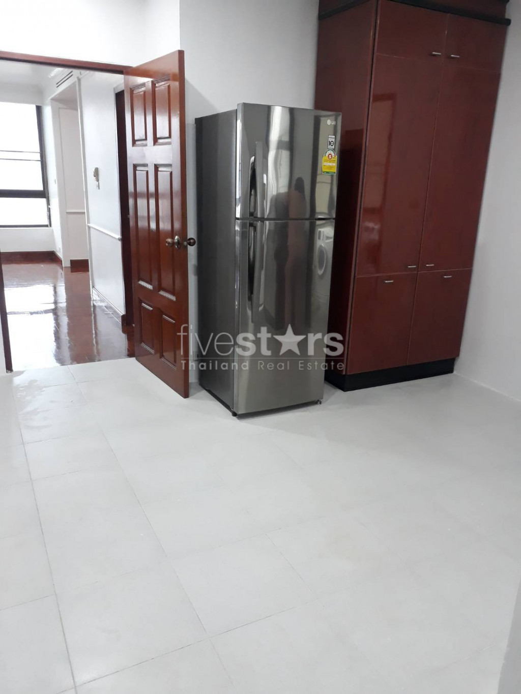 Appartement spacieux de 4 chambres à louer près du BTS Phromphong, photo 7