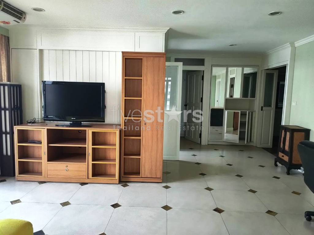 Large 2 bedrooms condo for sale in Sukhumvit BTS Phromphong, photo 3