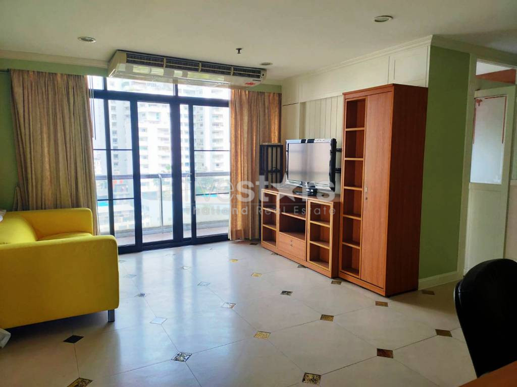 Large 2 bedrooms condo for sale in Sukhumvit BTS Phromphong