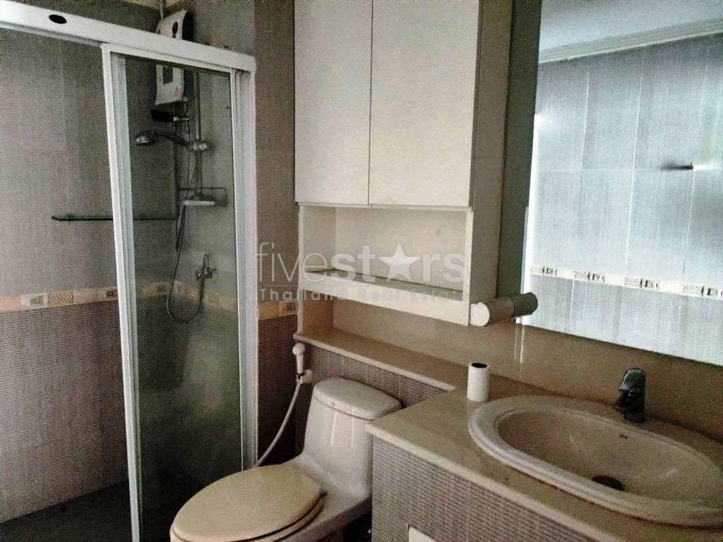 Large 2 bedrooms condo for sale in Sukhumvit BTS Phromphong, photo 16