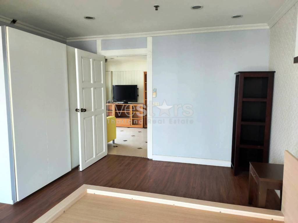 Large 2 bedrooms condo for sale in Sukhumvit BTS Phromphong, photo 11