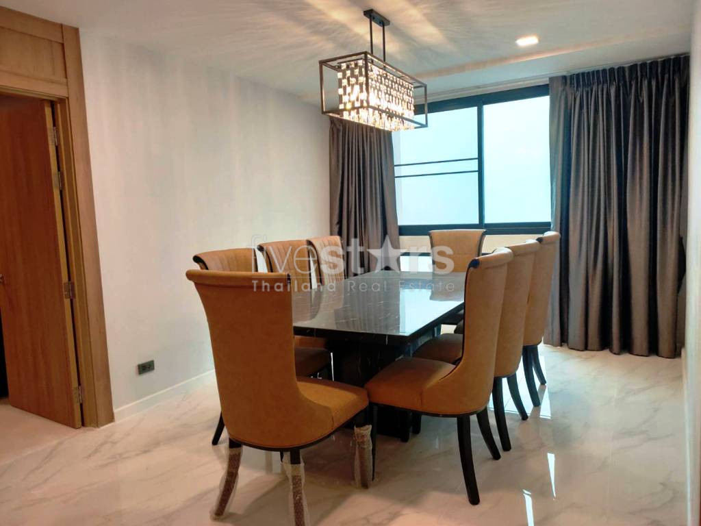 Appartement rénové de 3 chambres à louer près de la station de BTS Phromphong, photo 4