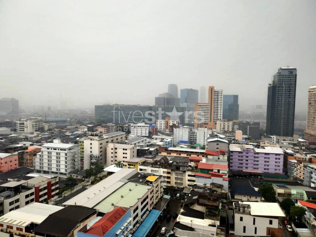 Appartement rénové de 3 chambres à louer près de la station de BTS Phromphong, photo 17