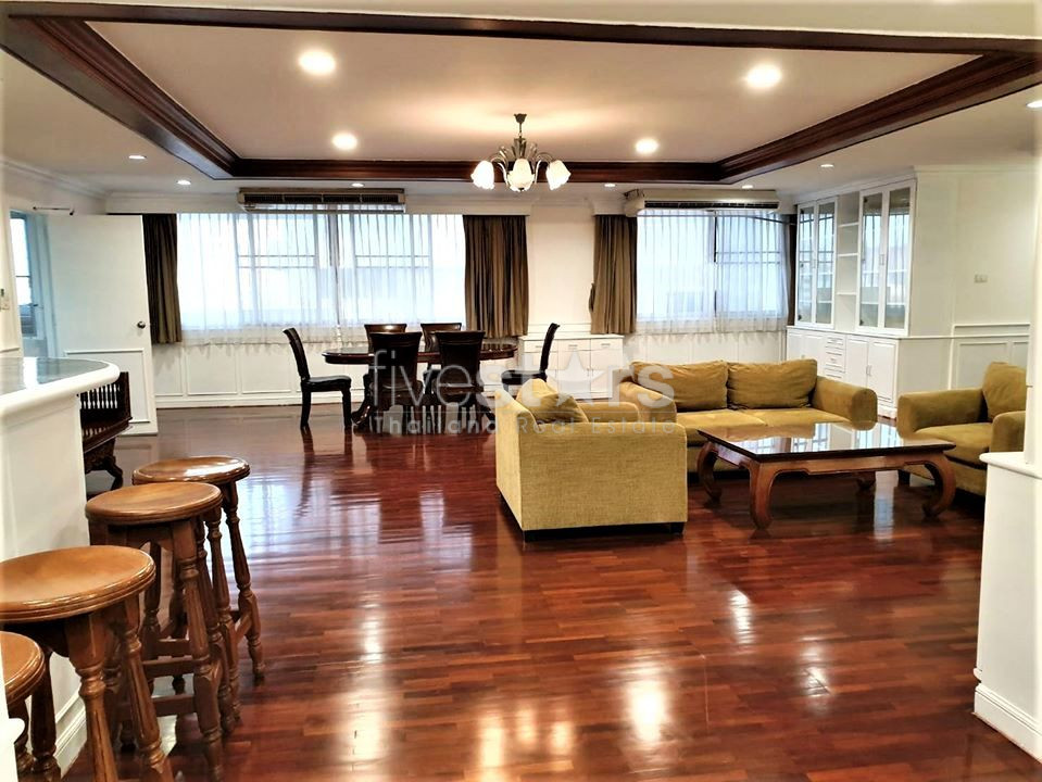3 bedrooms condo for rent in Sukhumvit and BTS Phromphong area, photo 2