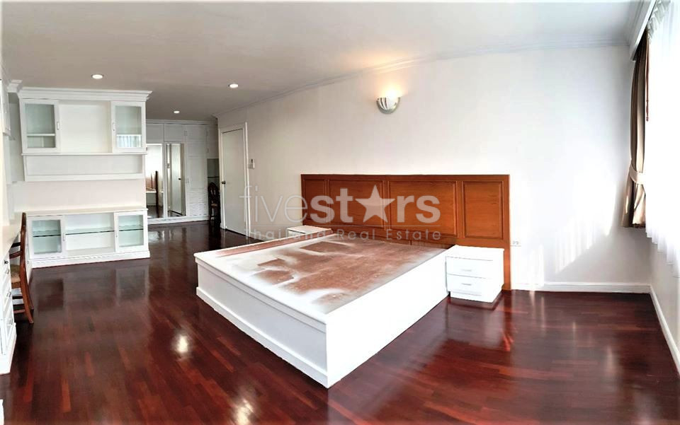 3 bedrooms condo for rent in Sukhumvit and BTS Phromphong area, photo 8
