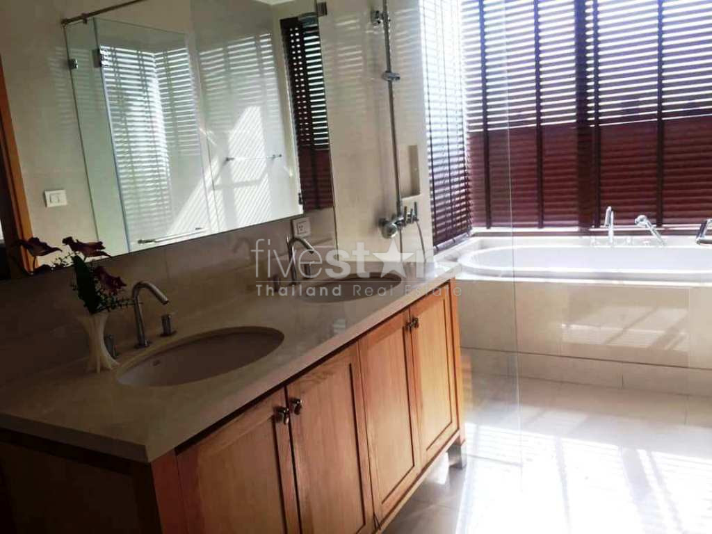 2 bedrooms condo for rent in Sukhumvit near BTS Phromphong, photo 8
