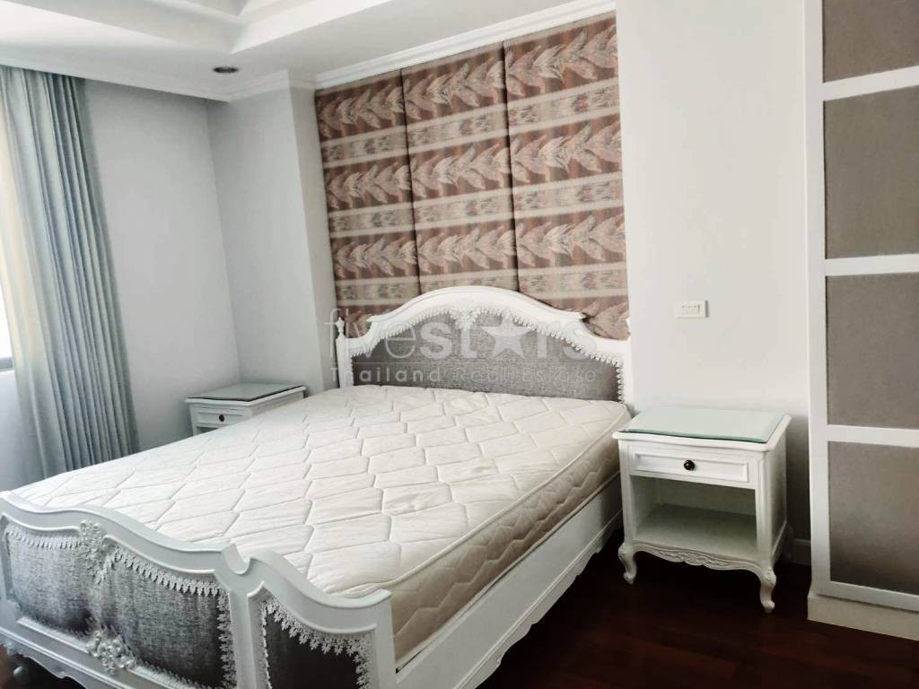 Large 2 bedrooms condo for rent in Sukhumvit near BTS Phromphong, photo 12