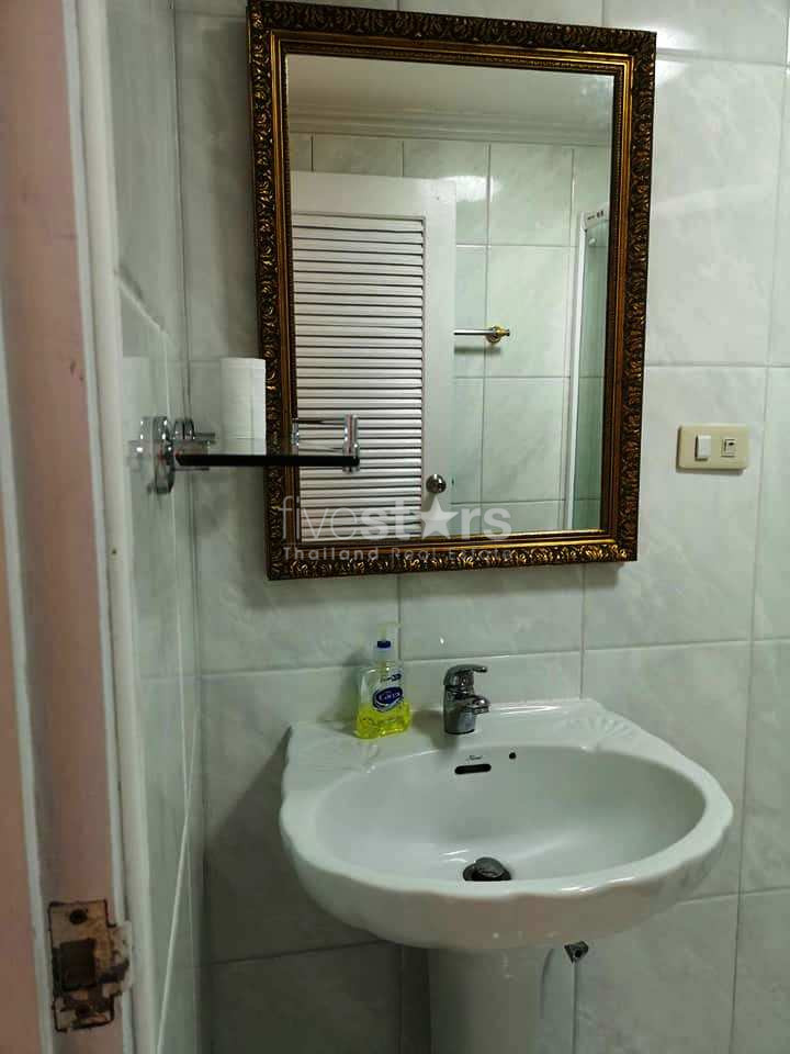 2 bedrooms condo for rent in Sukhumvit near BTS Phromphong, photo 8