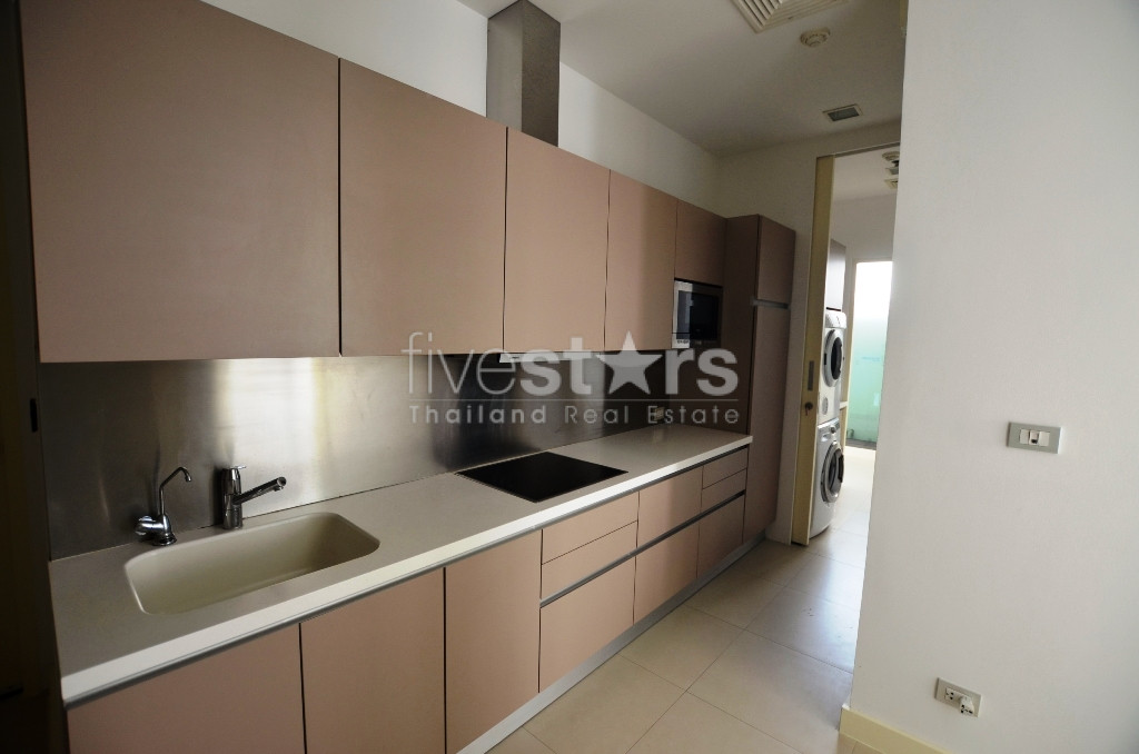 Unique appartement avec 3 chambres et piscine privée à louer à Phromphong, photo 5