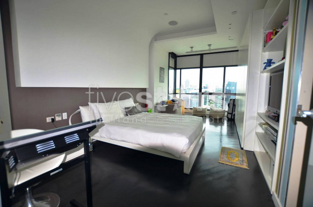 3 bedroom private pool condo for sale on Phrom Phong, photo 12