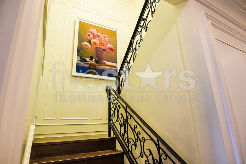 3 bedrooms luxury duplex for rent close to BTS Prompong, photo 12