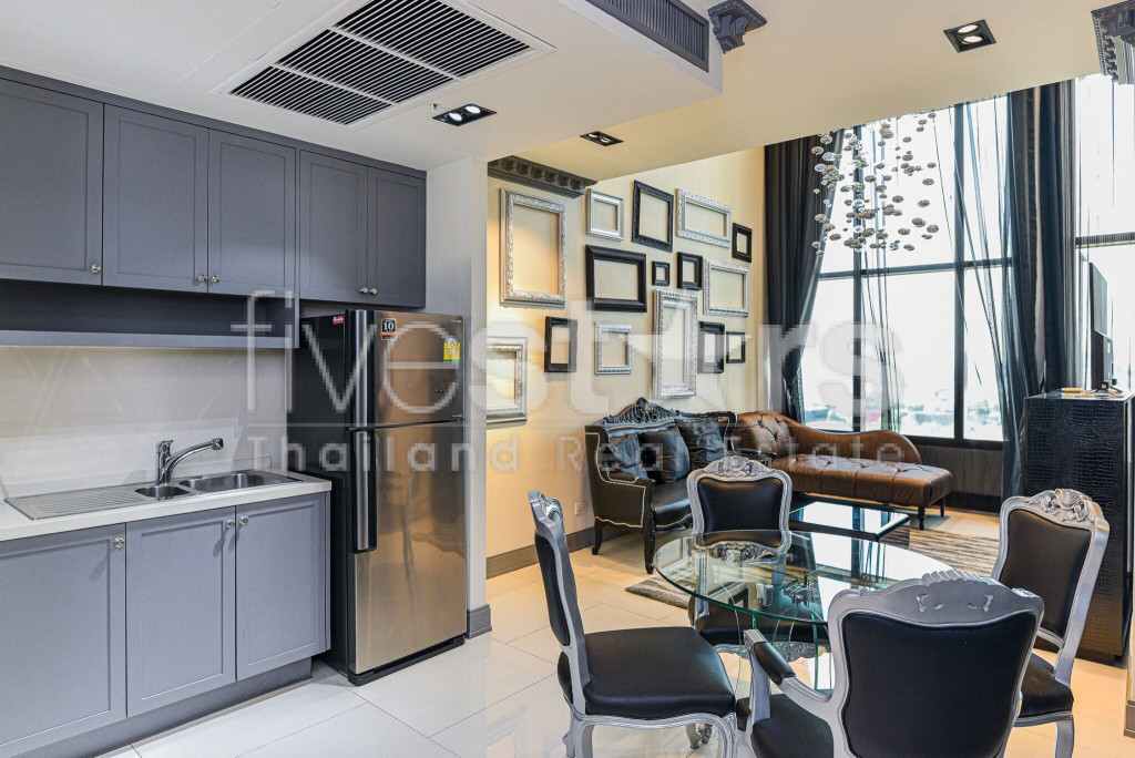 1 bedroom luxury Stylish Duplex for rent close to BTS Prompong, photo 4
