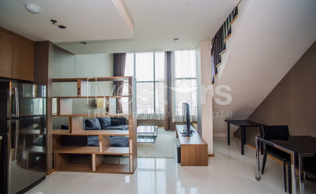 1 bedroom  Duplex for sale close to BTS Prompong, photo 2