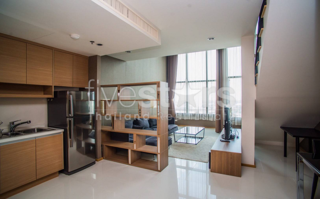 1 bedroom  Duplex for rent close to BTS Prompong, photo 2