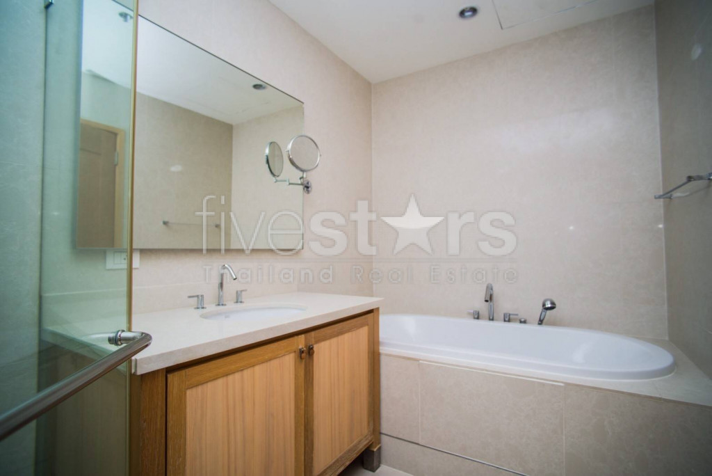 1 bedroom  Duplex for rent close to BTS Prompong, photo 15