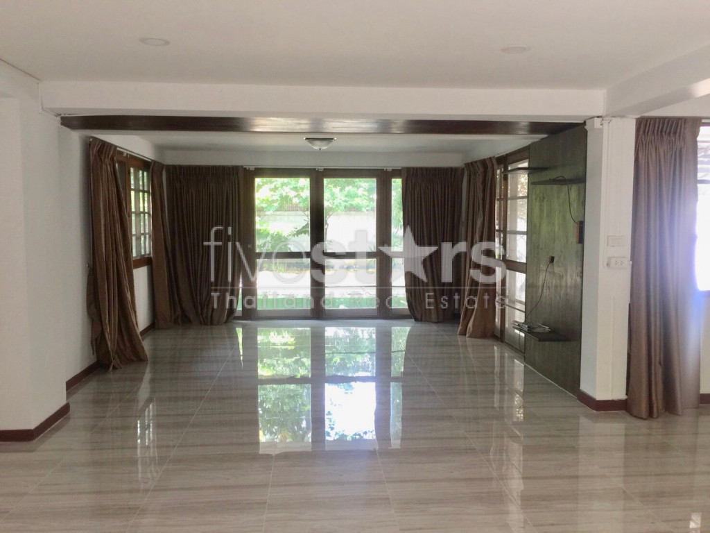 Maison de 3 chambres acceptant les animaux à louer sur On-Nut à Udomsuk, photo 6
