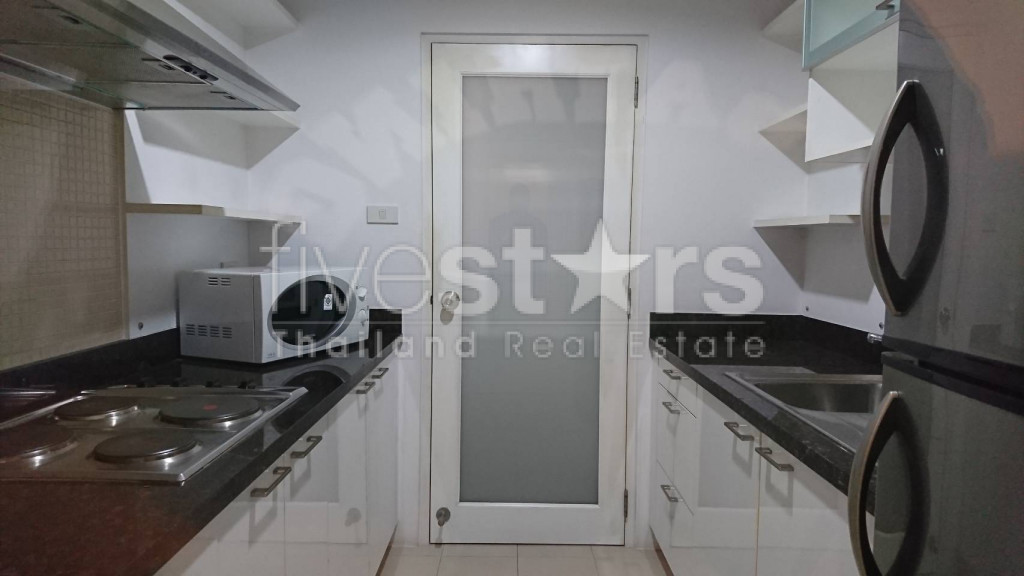 2 bedrooms condo for rent in Phromphong, photo 4