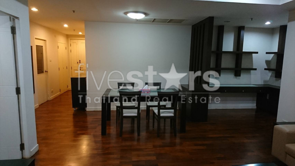 2 bedrooms condo for rent in Phromphong, photo 2