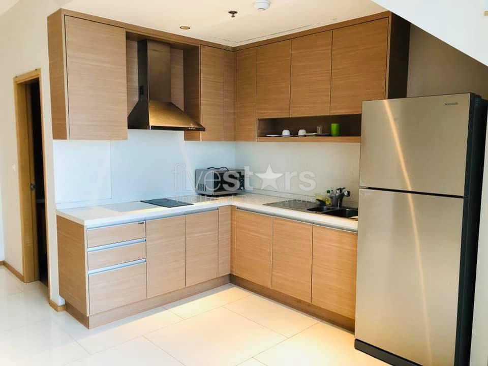 Duplex 1 bedrooms condo for rent in Sukhumvit near Phromphong, photo 5