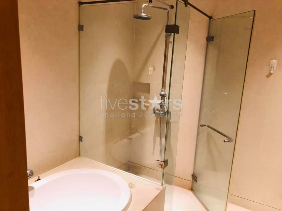 Duplex 1 bedrooms condo for rent in Sukhumvit near Phromphong, photo 10
