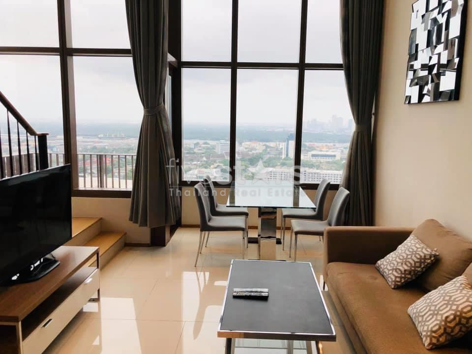 Duplex 1 bedrooms condo for rent in Sukhumvit near Phromphong, photo 3