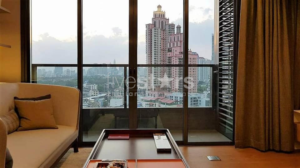 2 bedrooms condo for rent near BTS Phrom Phong