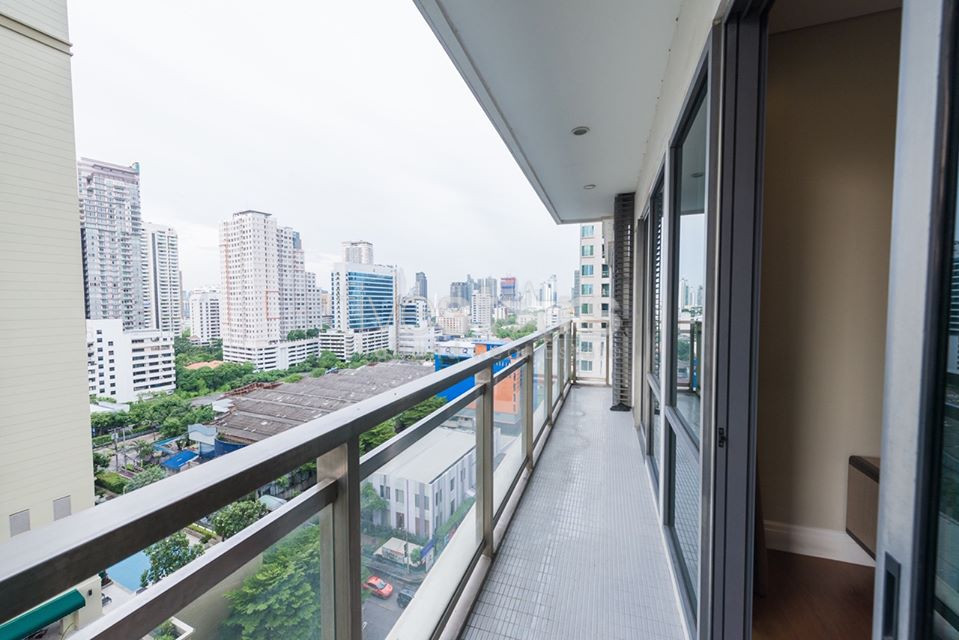 Appartement de 2 chambres à louer près de la station de BTS Phromphong, photo 6
