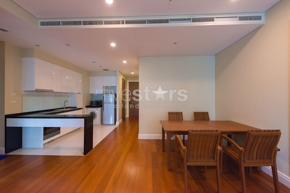 Appartement de 2 chambres à louer près de la station de BTS Phromphong, photo 5