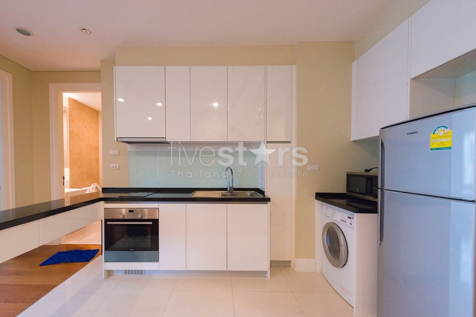 Appartement de 2 chambres à louer près de la station de BTS Phromphong, photo 12