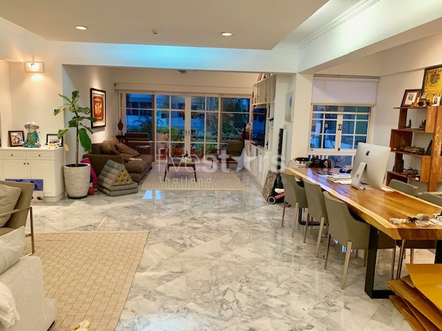 3 bedroom condo for rent Thonglor