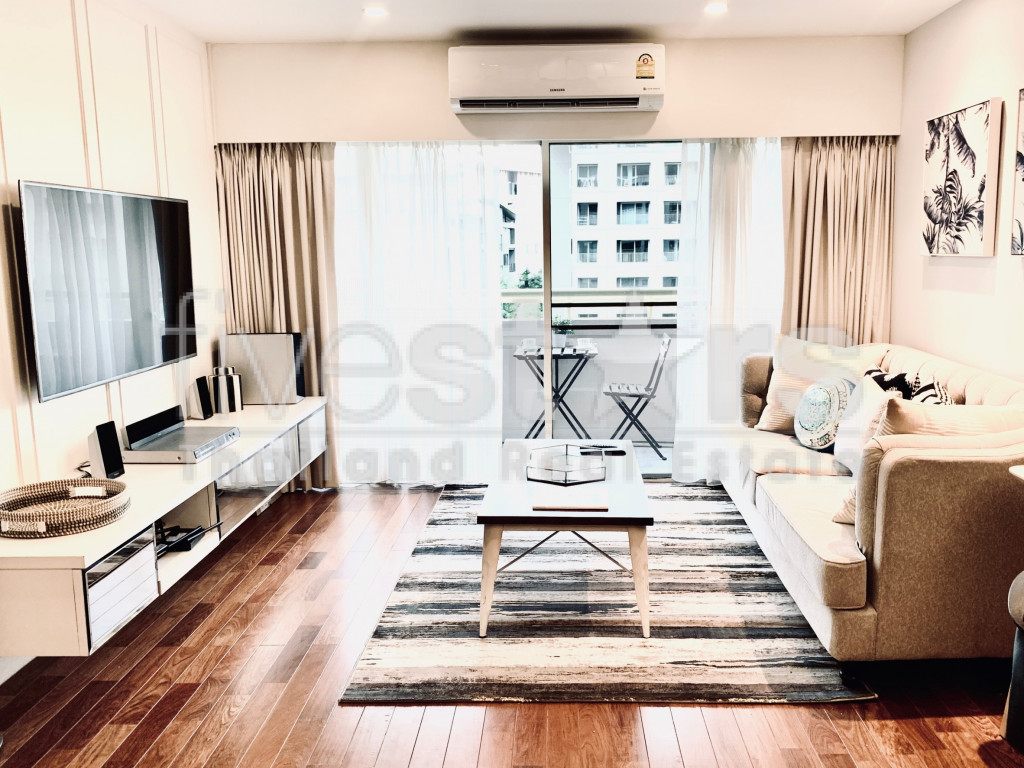 2 bedrooms condo for rent in Phrompong