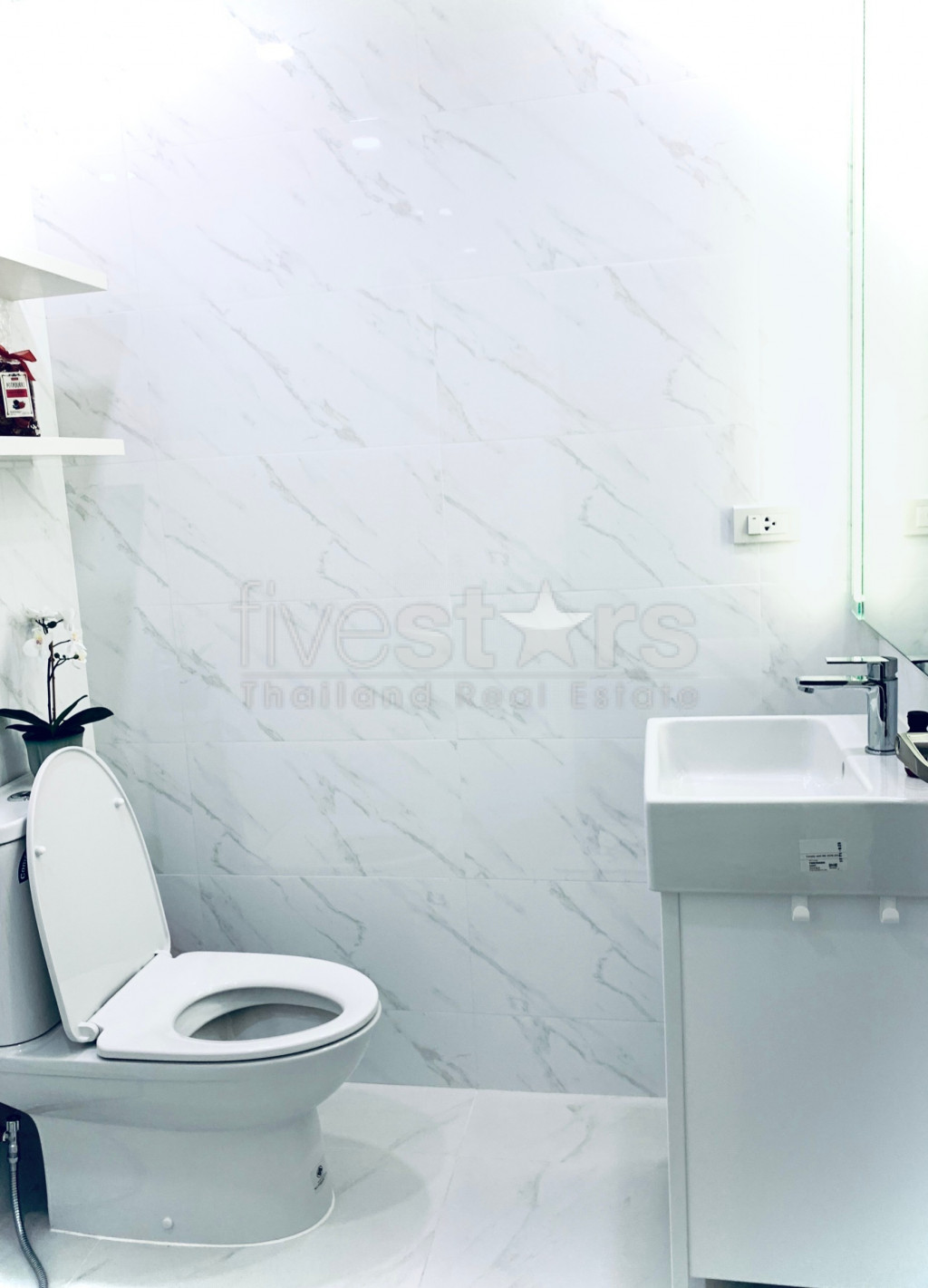 2 bedrooms condo for rent in Phrompong, photo 10