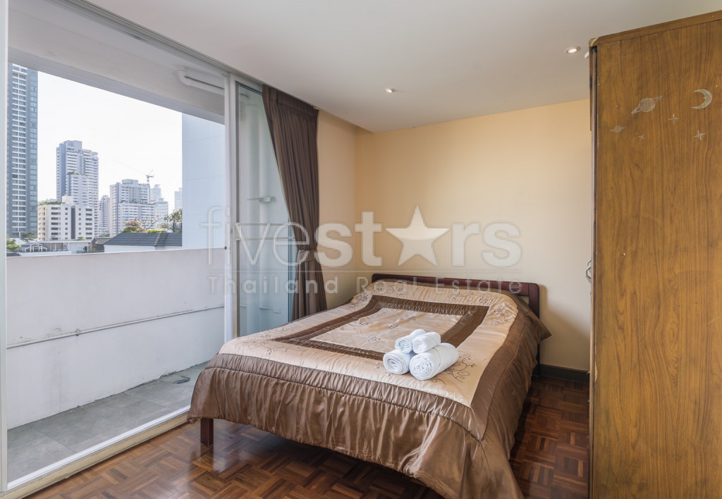 Appartement 3 chambres avec vues dégagées quartier Phromphong, photo 6