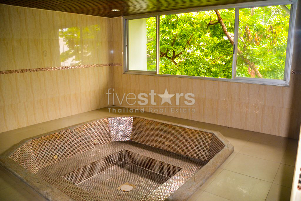 Appartement 3 chambres avec vues dégagées quartier Phromphong, photo 11