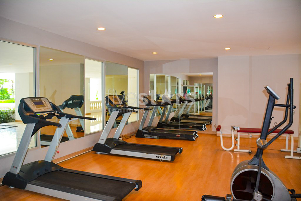 Appartement 3 chambres avec vues dégagées quartier Phromphong, photo 9